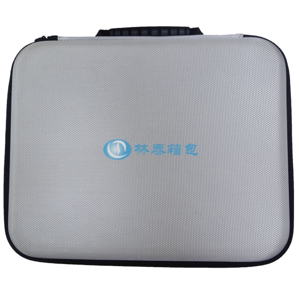 (非標準大號)銀色 EVA相機包高清正面圖 (非標準大號)銀色 EVA相機包高清正面圖