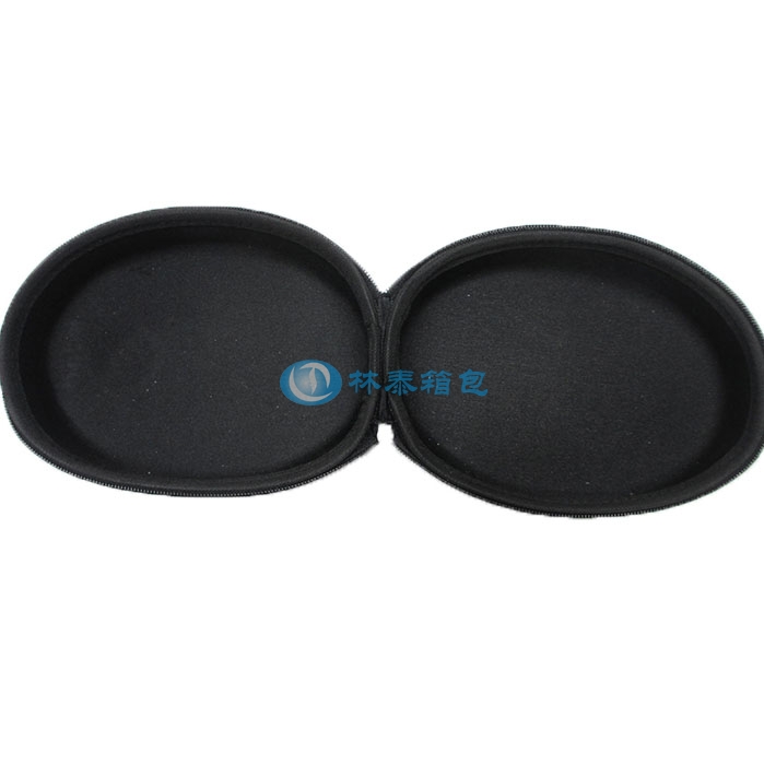 寶藍色頭戴式耳機包內部空間圖 寶藍色頭戴式耳機包內部空間圖