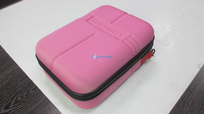 LTK-022 粉色工具包正面圖 LTK-022 粉色工具包正面圖